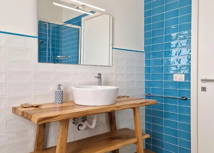 Pola - By Host Hero *