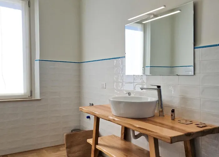 Vakantiehuis Pola - By Host Hero *