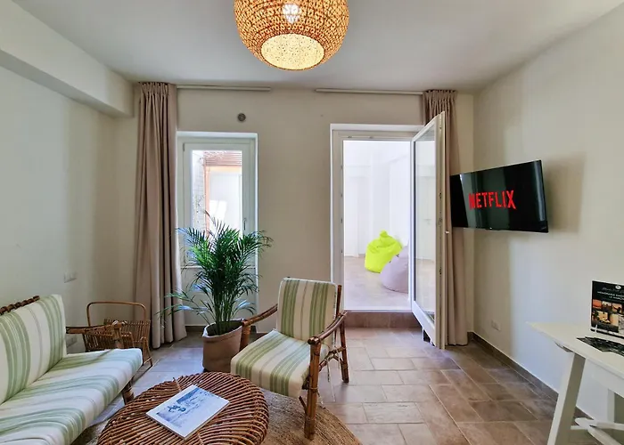 Pola - By Host Hero *