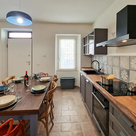 Tatil Evi New & Spacious - Centre By Host Hero Civitanova Marche